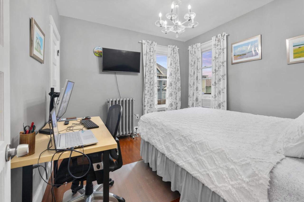 Bright & Spacious 2Br Apartment, Mins From Downtown Boston, Parking Екстериор снимка