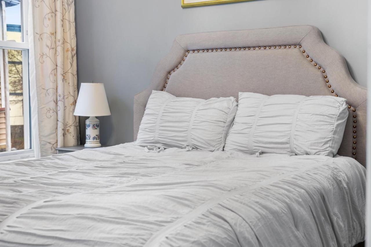 Bright & Spacious 2Br Apartment, Mins From Downtown Boston, Parking Екстериор снимка
